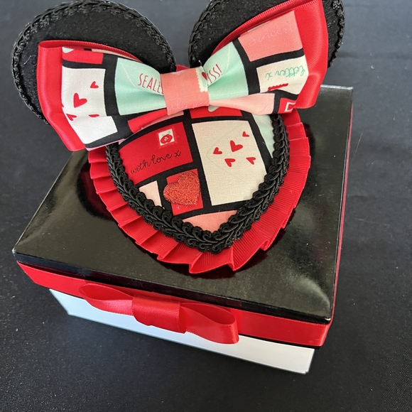 Red and Black Heart Ears Headband - Picture 1 of 1